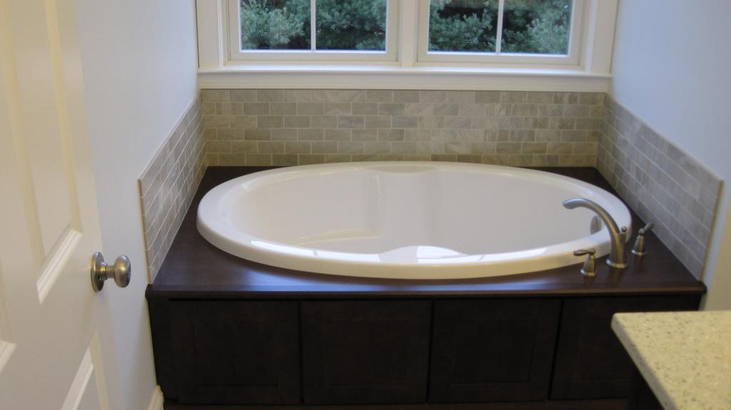 Master Tub